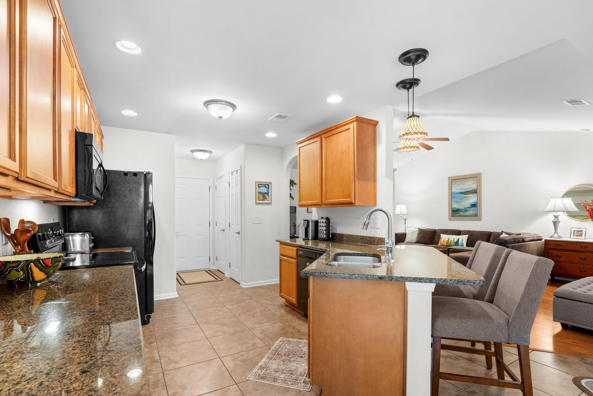 110 Clearwater Dr.  Photo 10