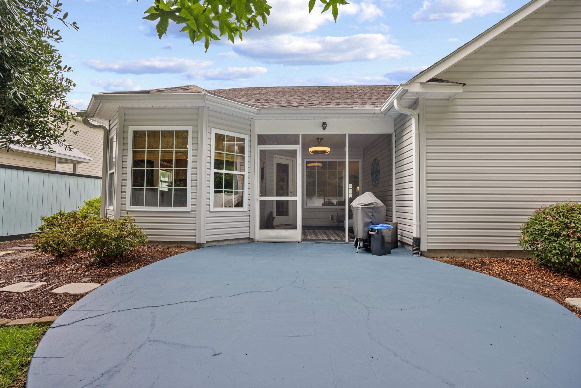 110 Clearwater Dr.  Photo 33