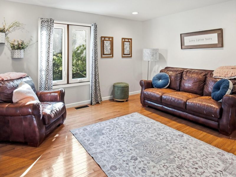 5200 Hampton Court , Zanesville, OH 43701 Photo 13
