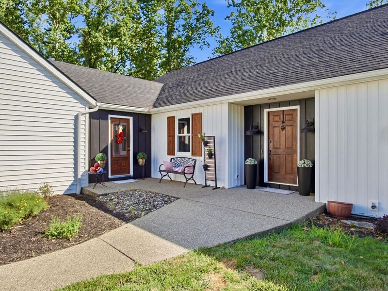 5200 Hampton Court , Zanesville, OH 43701 Photo 5