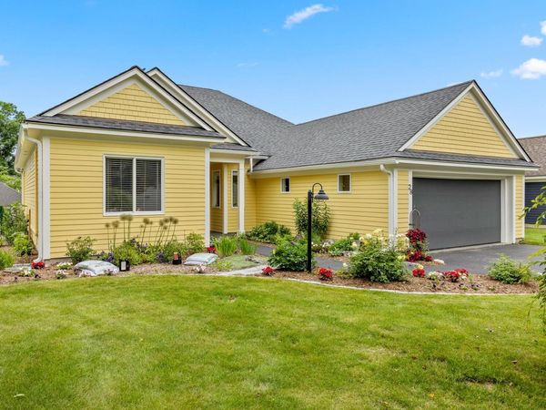 28 Fountain Way, Lebanon, NH 03784