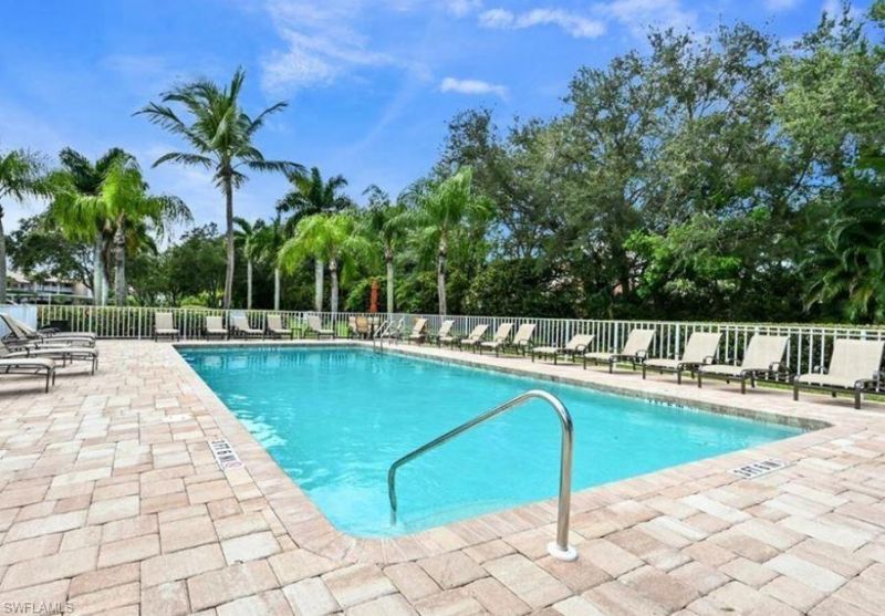 7360 Glenmoor Ln , Unit 4207, Naples, FL 34104 Photo