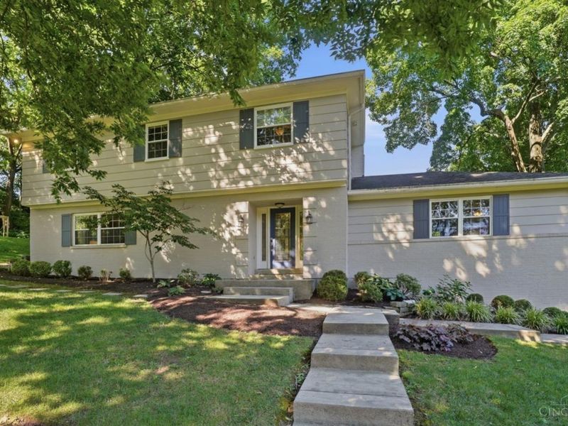 2899 Saddleback Drive, Anderson Twp, OH 45244 Photo 1