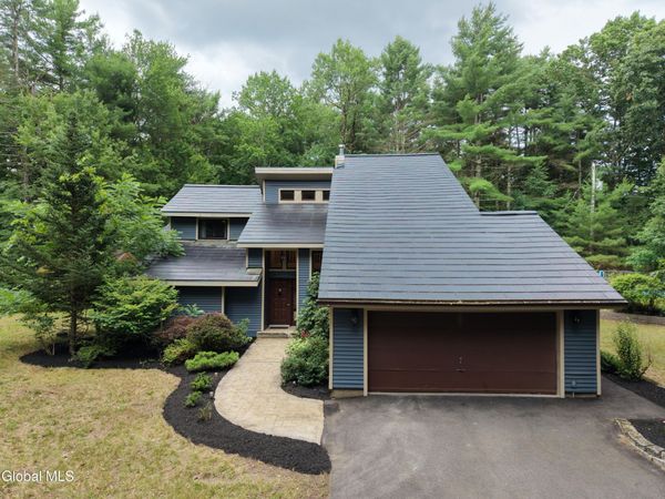 71 Edie Road, Saratoga Springs, NY 12866