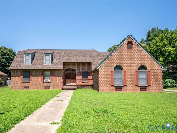 164 Breezy Hill Drive , Colonial Heights, VA 23834
