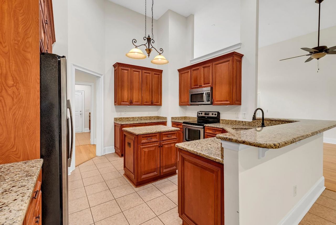 284 Chamberlin Rd. Photo 14