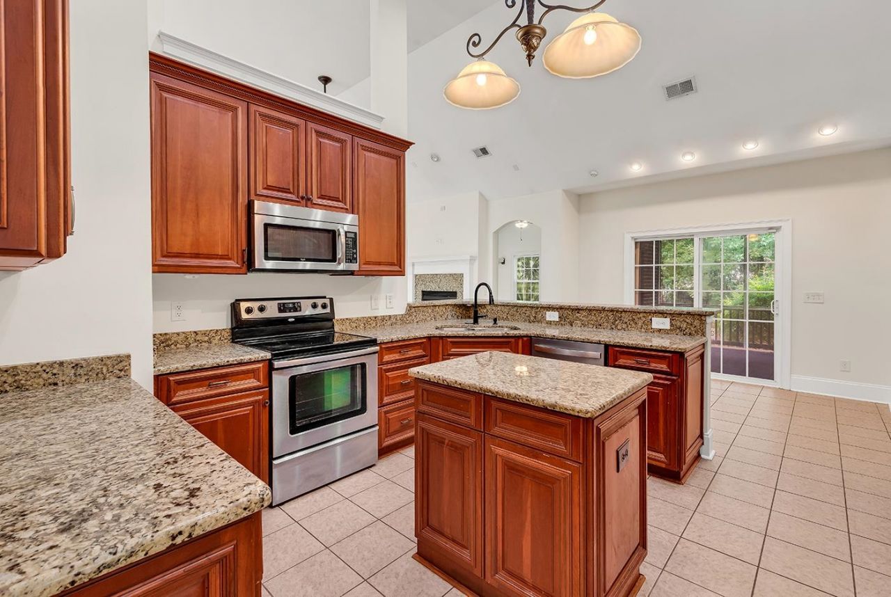 284 Chamberlin Rd. Photo 17