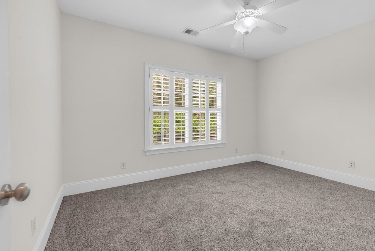 284 Chamberlin Rd. Photo 23