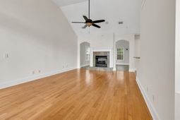 284 Chamberlin Rd. photo 4