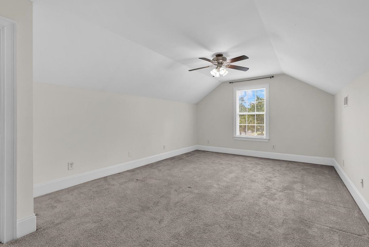 284 Chamberlin Rd. Photo 35