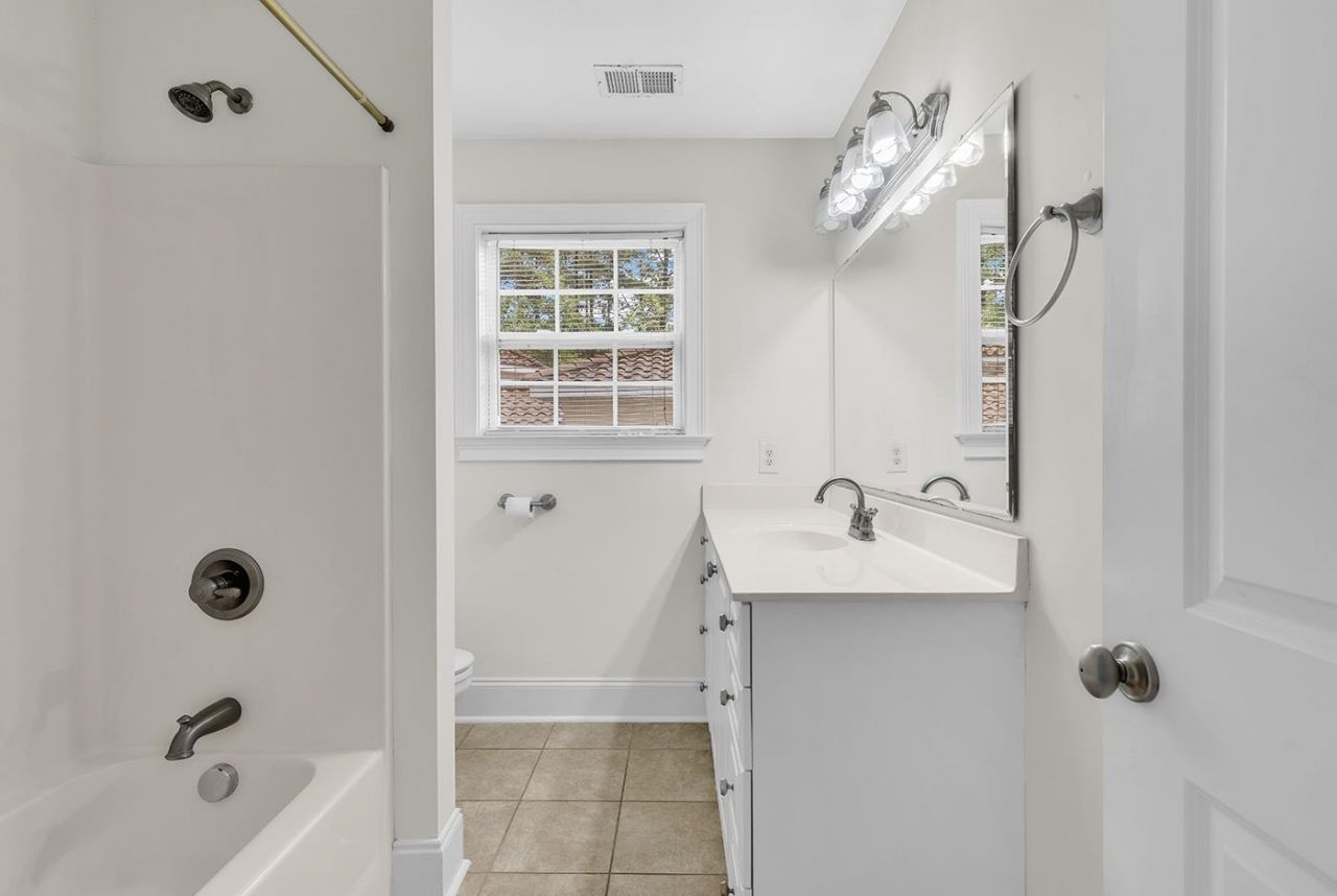 284 Chamberlin Rd. Photo 37