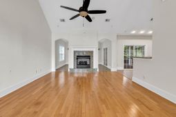 284 Chamberlin Rd. photo 4