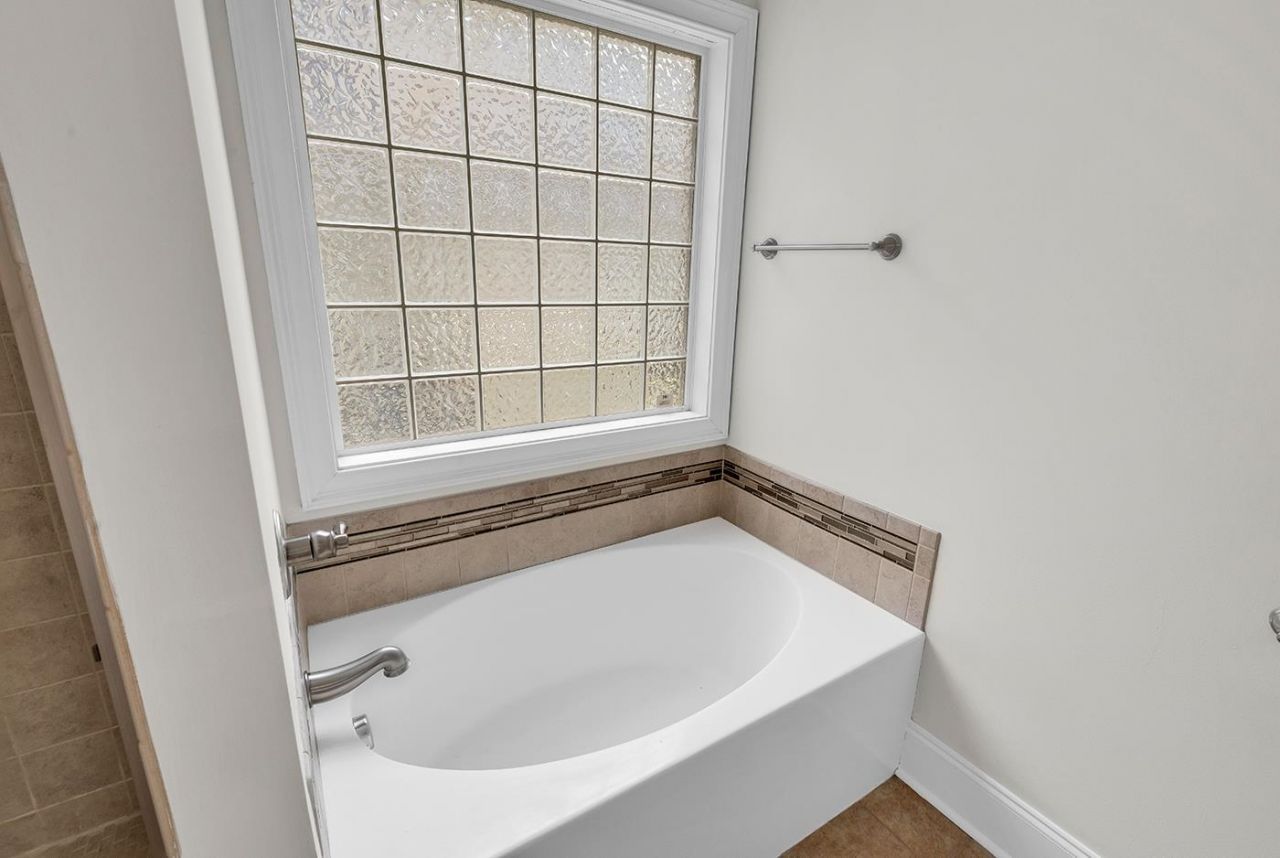 284 Chamberlin Rd. Photo 46