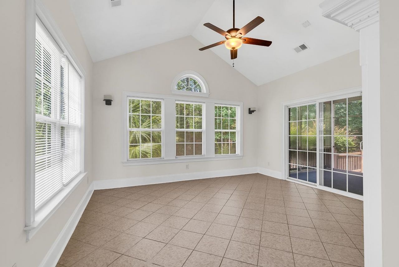 284 Chamberlin Rd. Photo 49