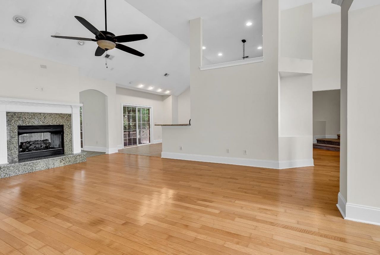 284 Chamberlin Rd. Photo 6