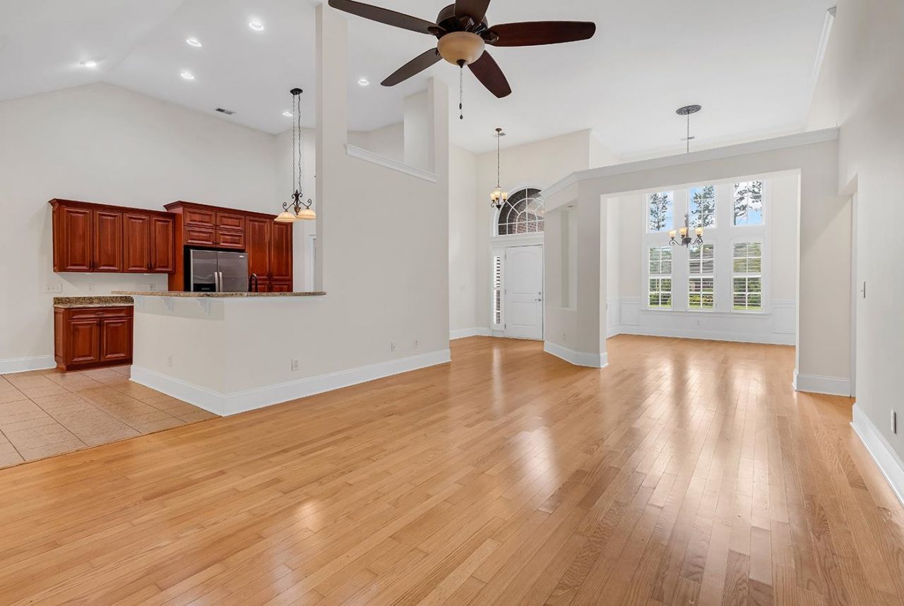 284 Chamberlin Rd. Photo 8
