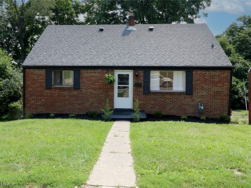 414 Dresden Avenue, Steubenville, OH 43952 Photo 1