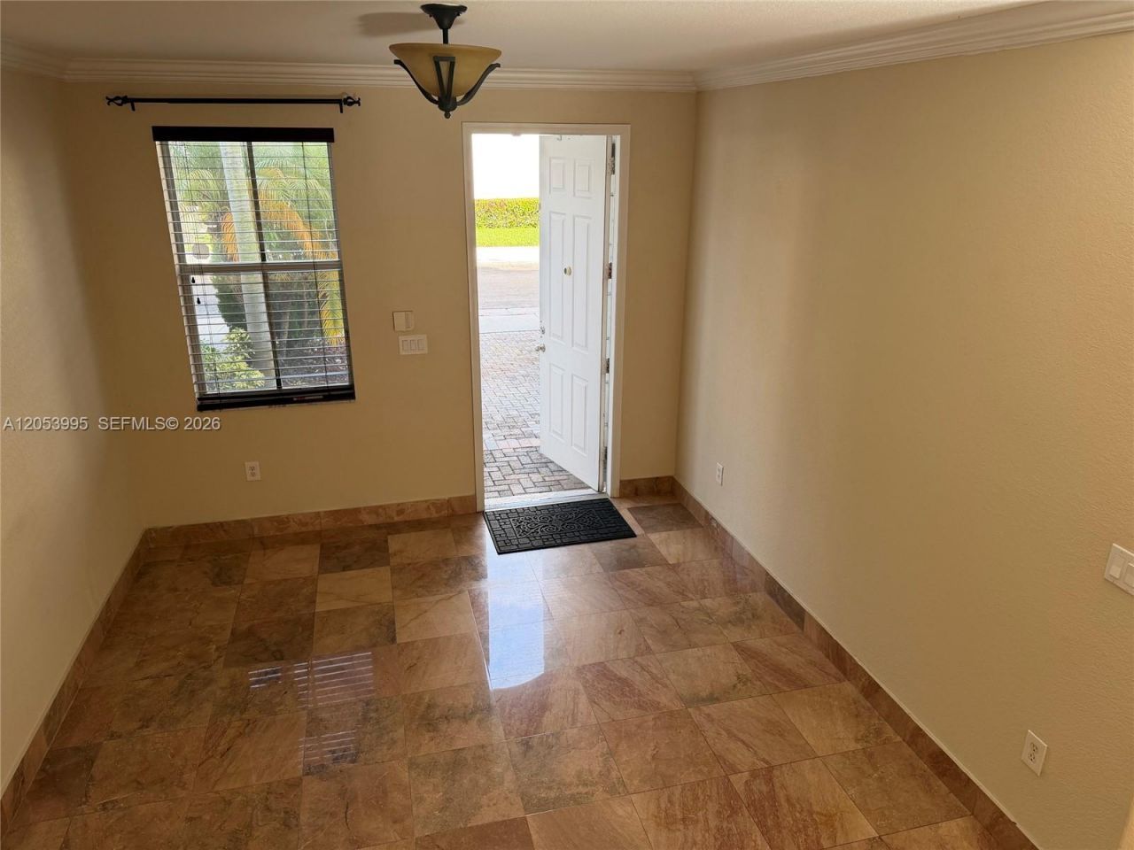 7651 NW 114th Path, Doral, FL 33178 Photo