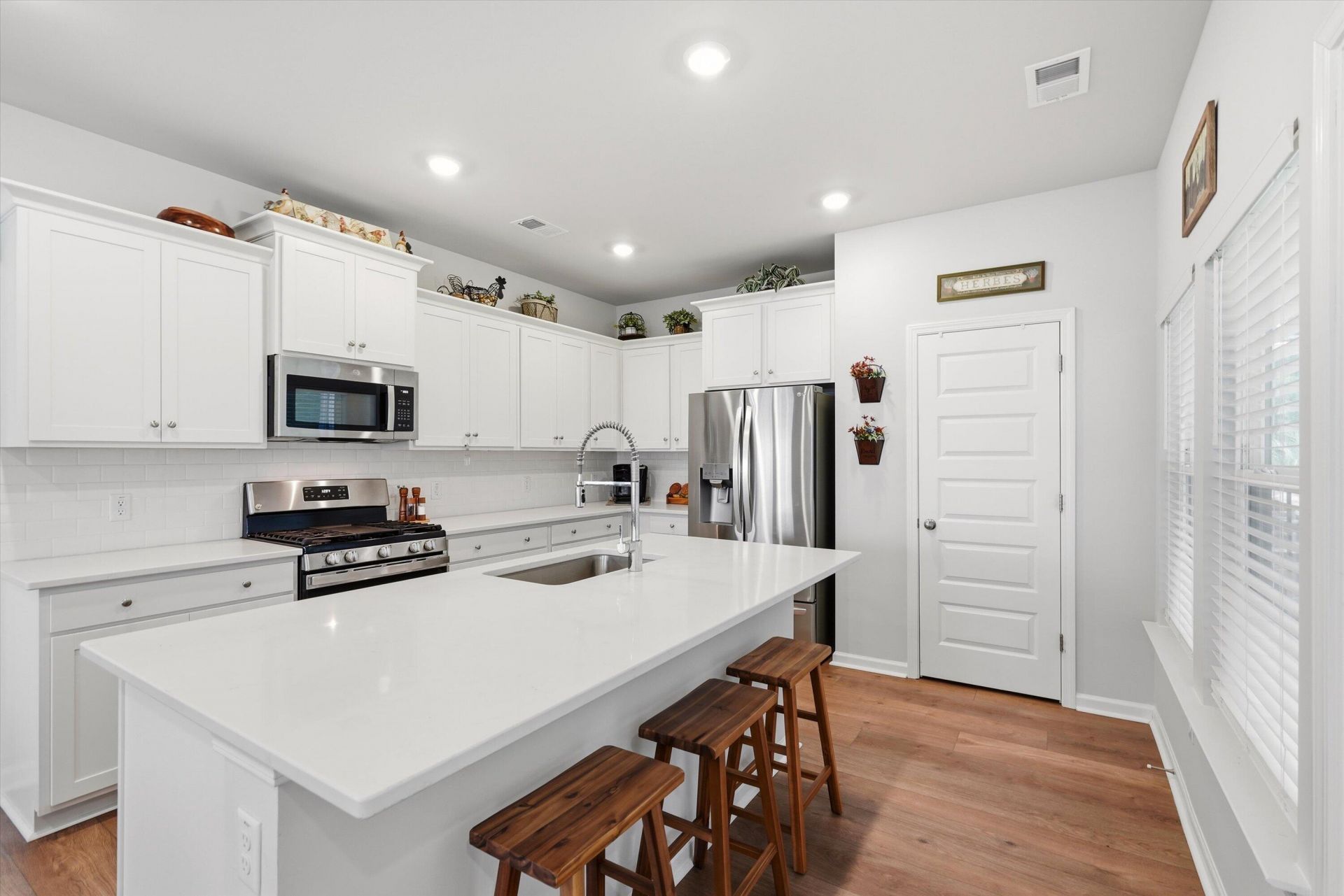 1008 Grace Field Avenue Photo 10