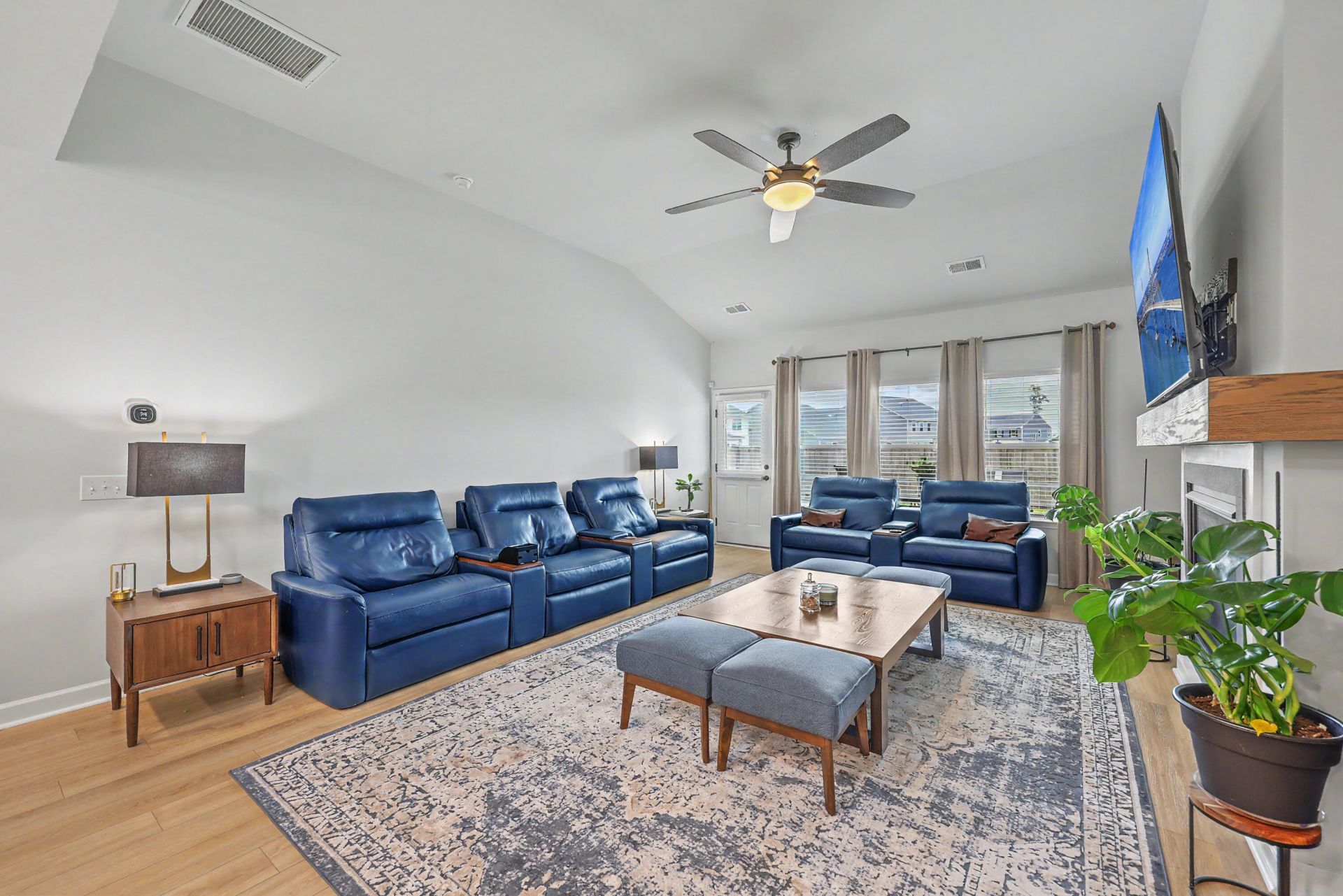 114 Lucca Drive Photo 11