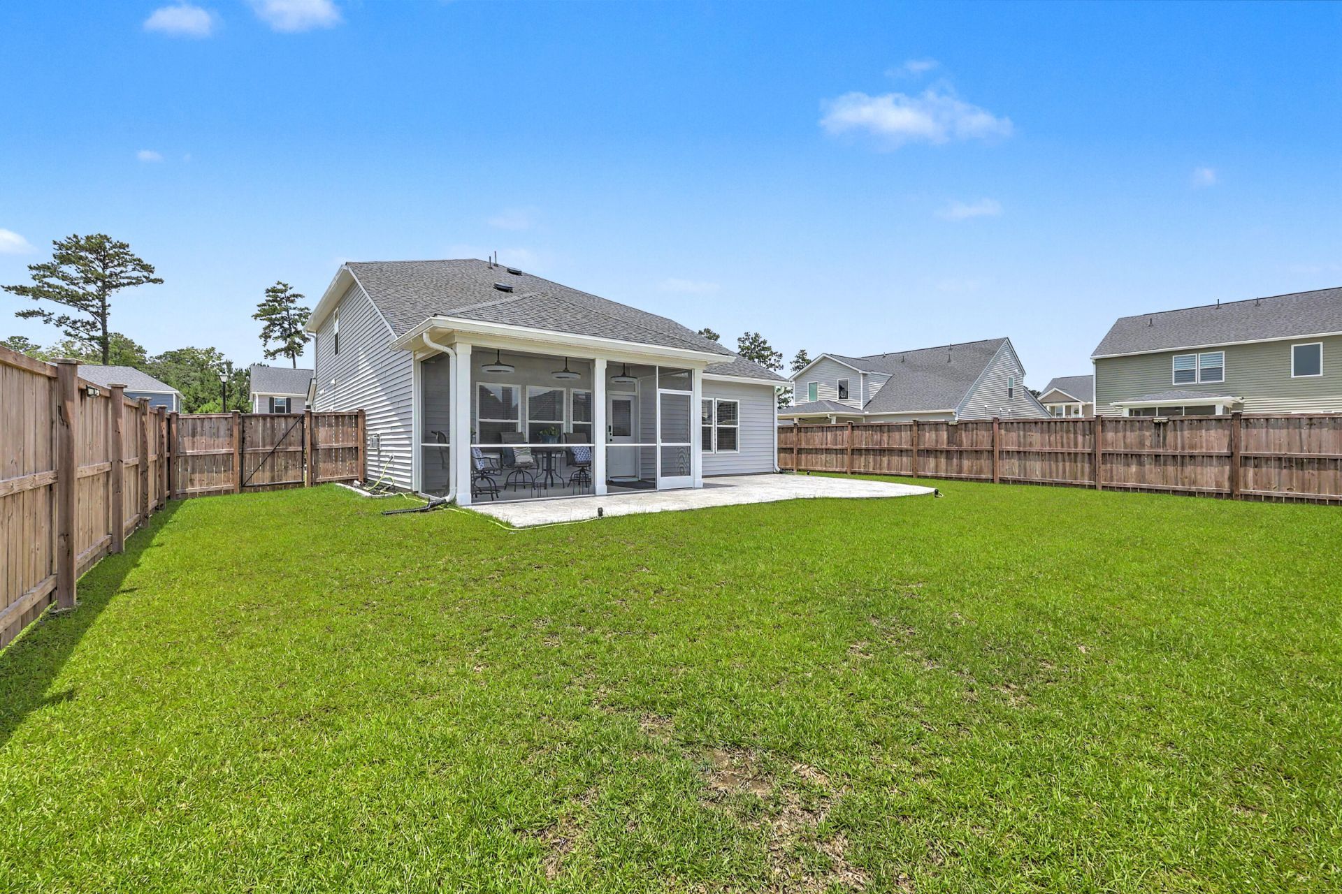 114 Lucca Drive Photo 31