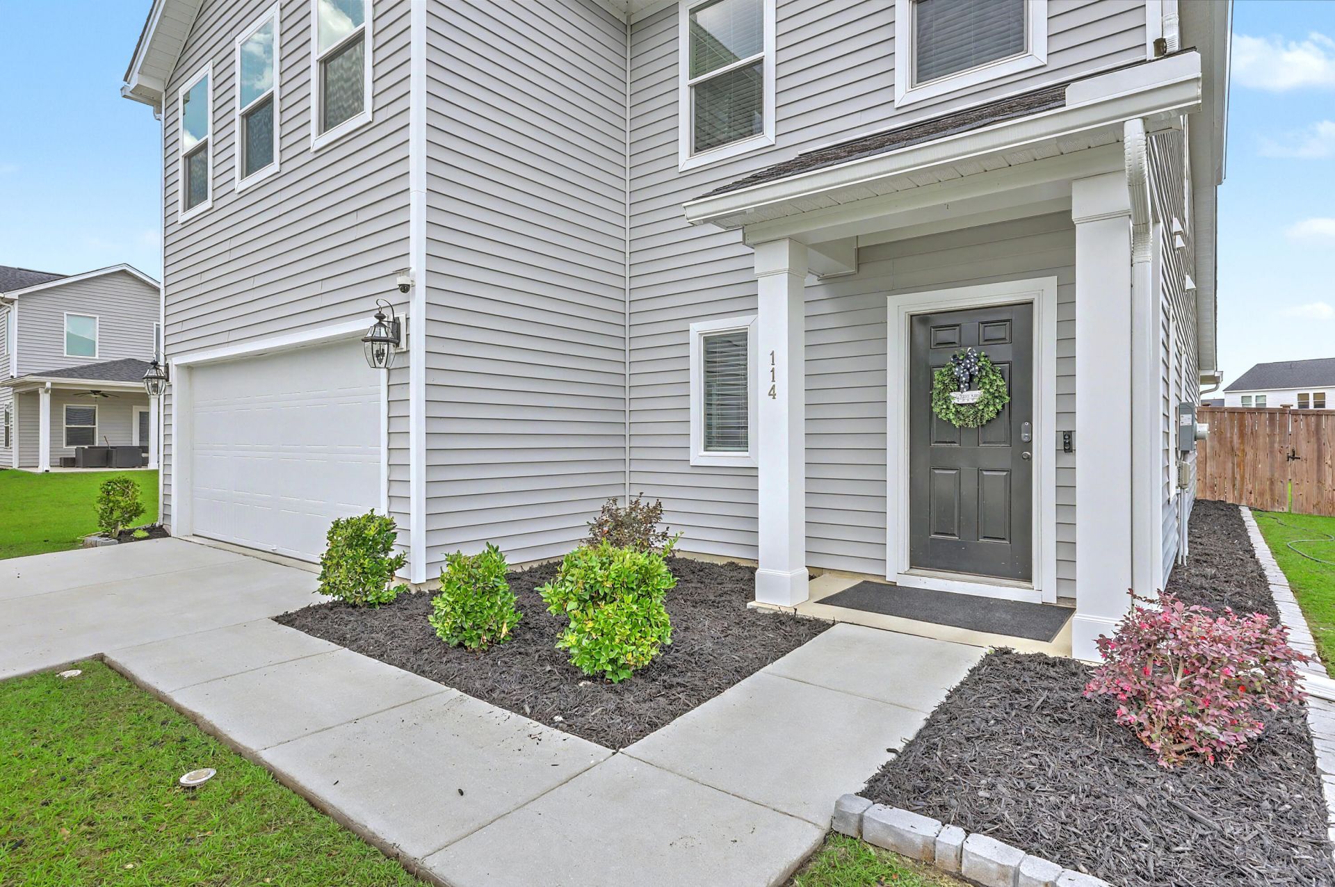 114 Lucca Drive Photo 4