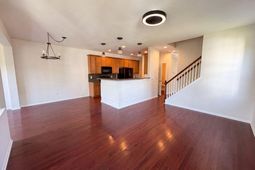 9006 Parlor Drive photo 4