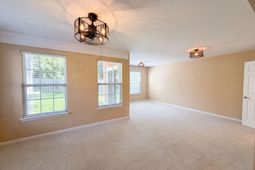 9006 Parlor Drive photo 4