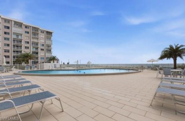 3443 Gulf Shore Blvd N, Unit 504, Naples, FL 34103 Photo