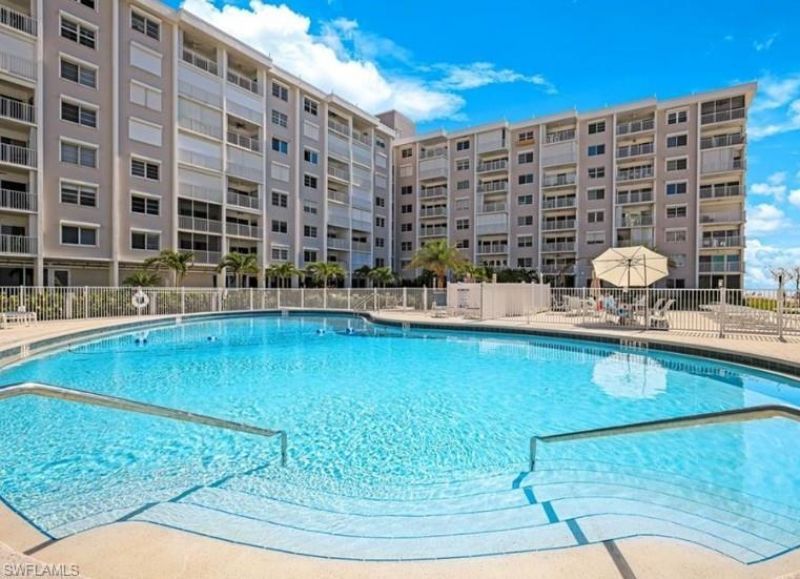 3443 Gulf Shore Blvd N, Unit 504, Naples, FL 34103 Photo