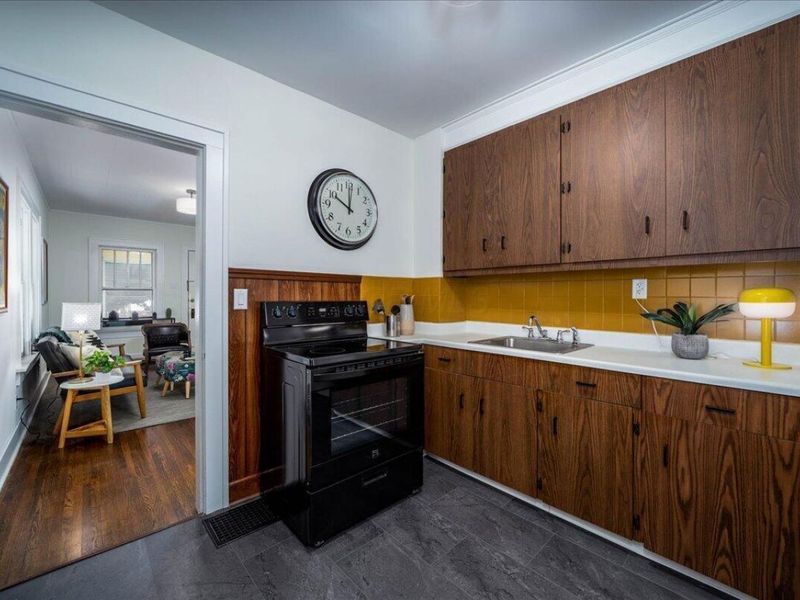 1356 City Park Avenue, Columbus, OH 43207 Photo 5