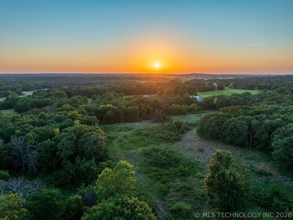 1 E 390 Road , Chelsea, OK 74016