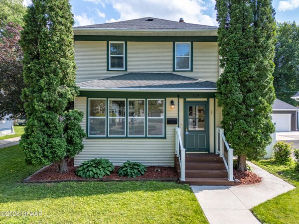 109 FENTON Avenue , Grand Forks, ND 58203