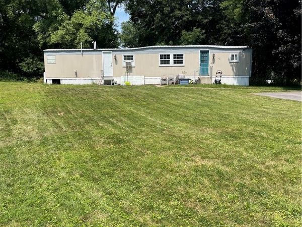9 1/2 Mainview Drive , Rochester, NY 14625