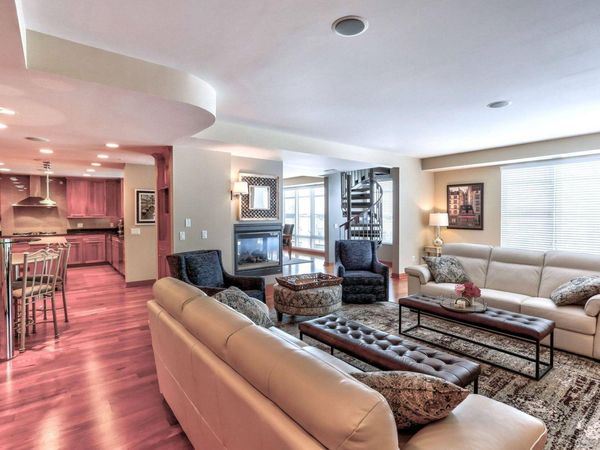 1070 Grandview Court NE, Unit 406, Columbia Heights, MN 55421