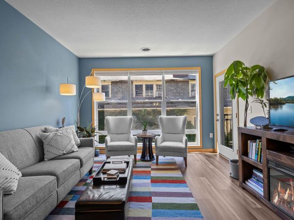 301 Oak Grove Street, Unit 308, Minneapolis, MN 55403