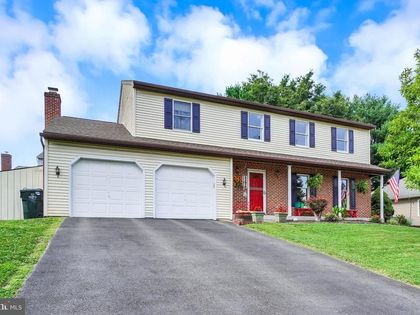 205 KNOB CREEK LANE York, PA 17402