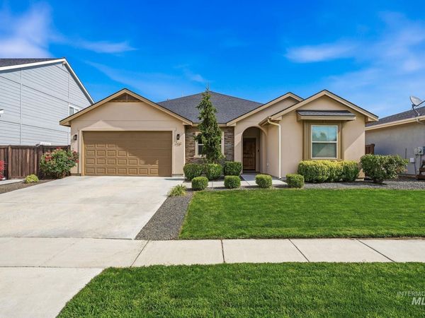 526 W Laughton Dr, Meridian, ID 83646
