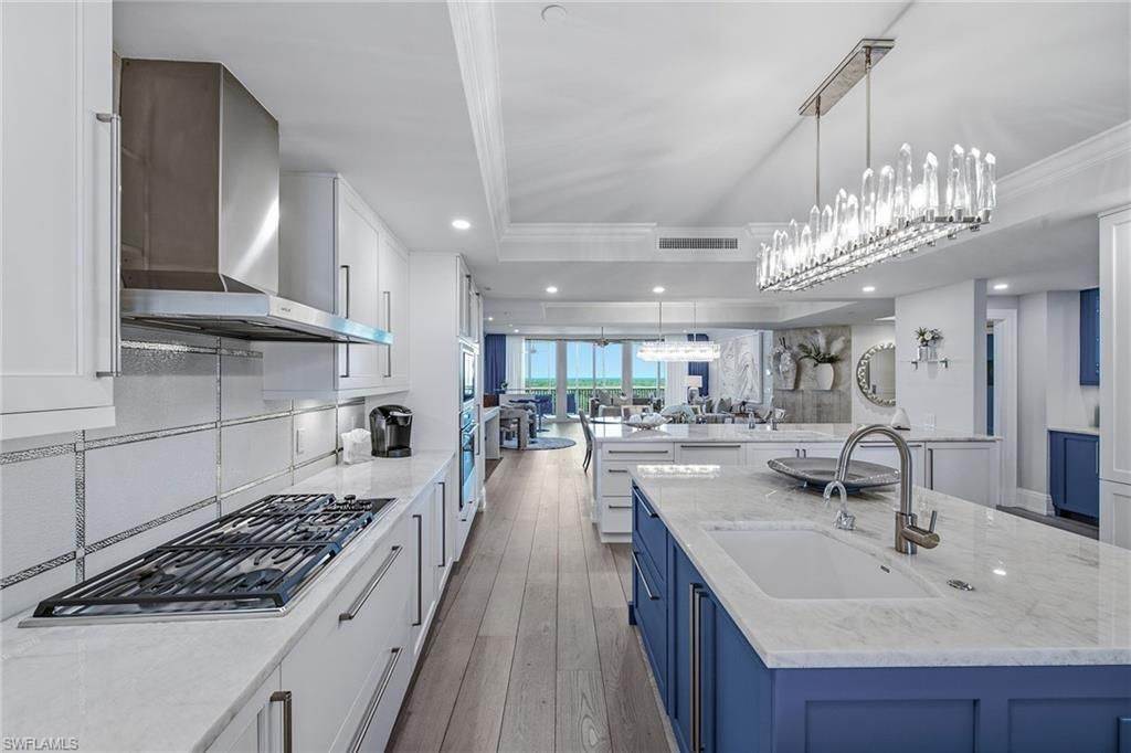 13665 Vanderbilt Dr, Unit 603, Naples, FL 34110 Photo