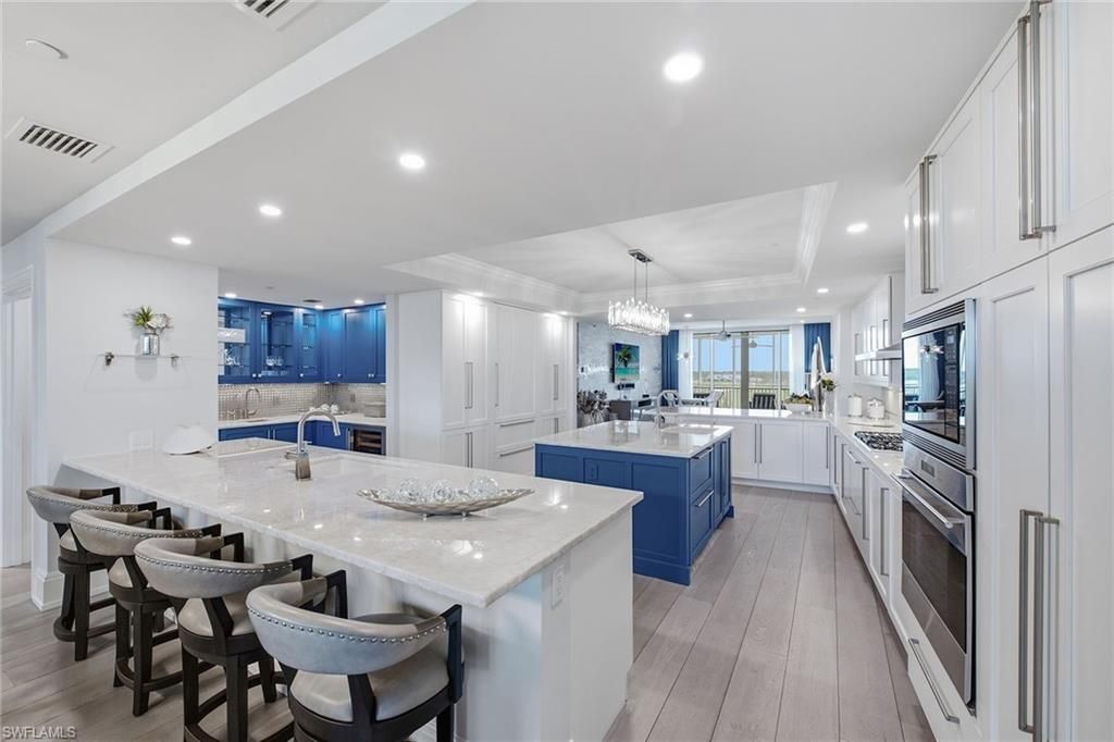 13665 Vanderbilt Dr, Unit 603, Naples, FL 34110 Photo