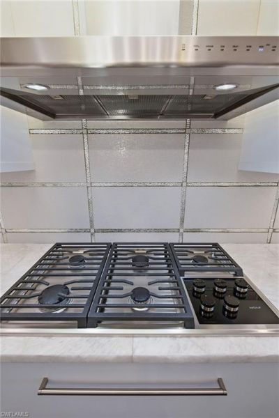 13665 Vanderbilt Dr, Unit 603, Naples, FL 34110 Photo