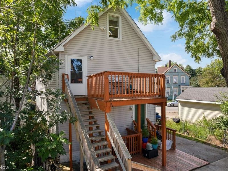 912 Starkweather Avenue, Cleveland, OH 44113 Photo 30