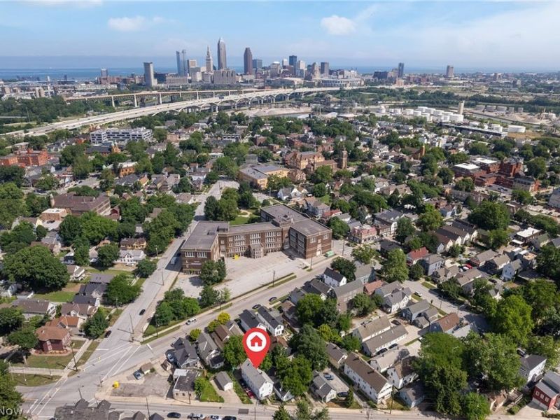 912 Starkweather Avenue, Cleveland, OH 44113 Photo 33