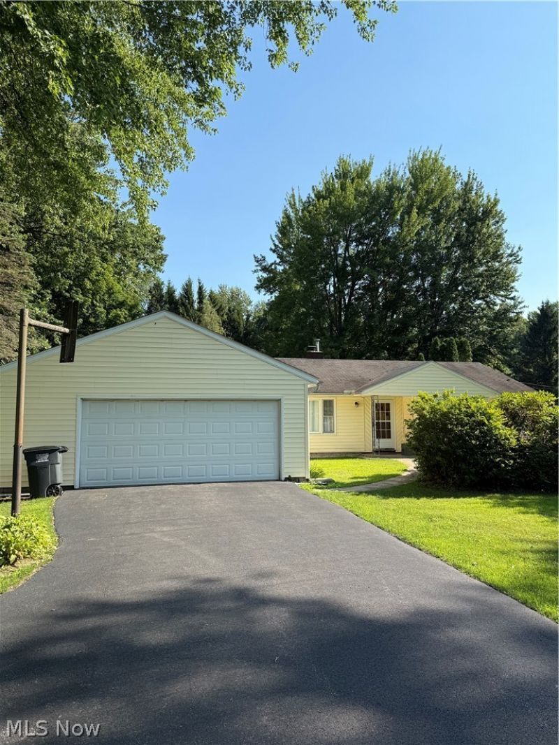 7434 Chapel Road, Madison, OH 44057 Main Photo