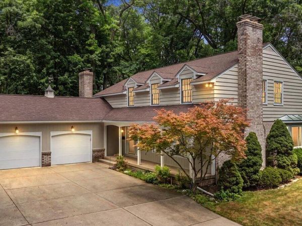 1354 Cornell Avenue SE, Grand Rapids, MI 49506