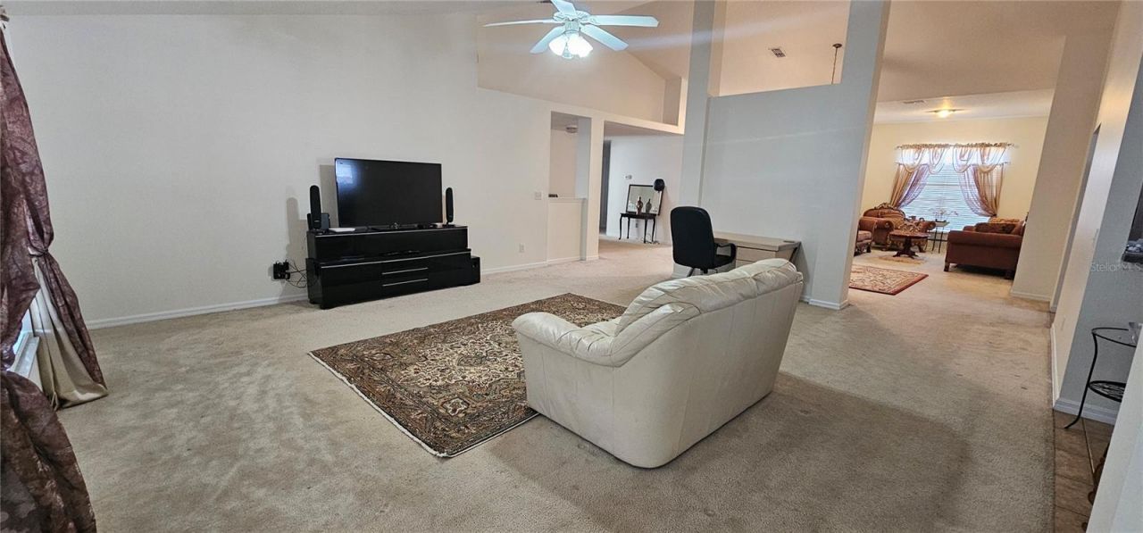 23705 Milford Drive , Eustis, FL 32736 Photo