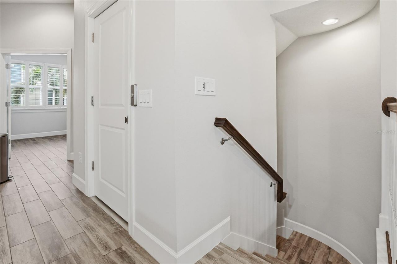 3162 Moorings Drive , Saint Petersburg, FL 33712 Photo