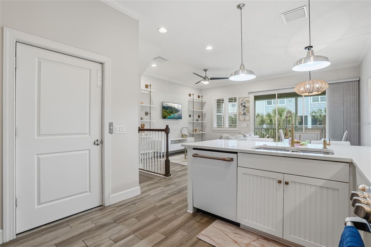 3162 Moorings Drive , Saint Petersburg, FL 33712 Photo