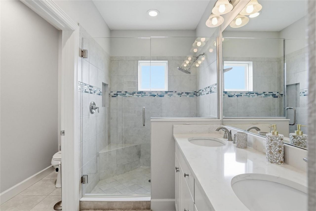 3162 Moorings Drive , Saint Petersburg, FL 33712 Photo