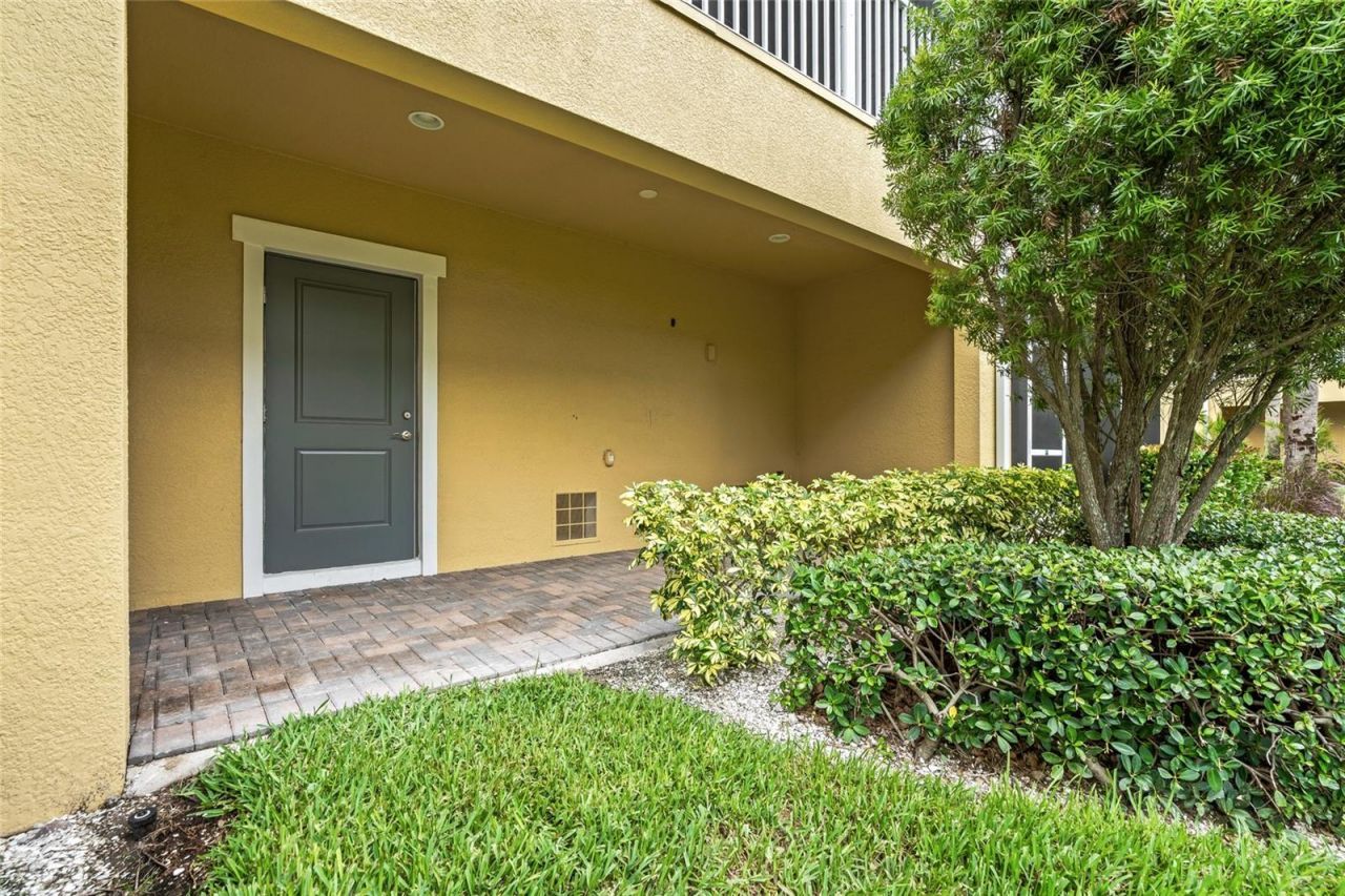 3162 Moorings Drive , Saint Petersburg, FL 33712 Photo